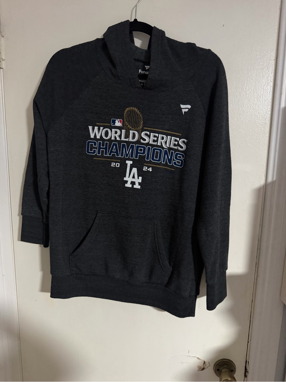 Fanatics Womens LA Dodgers 2024 World Series Champions Charcoal Hoodie Large